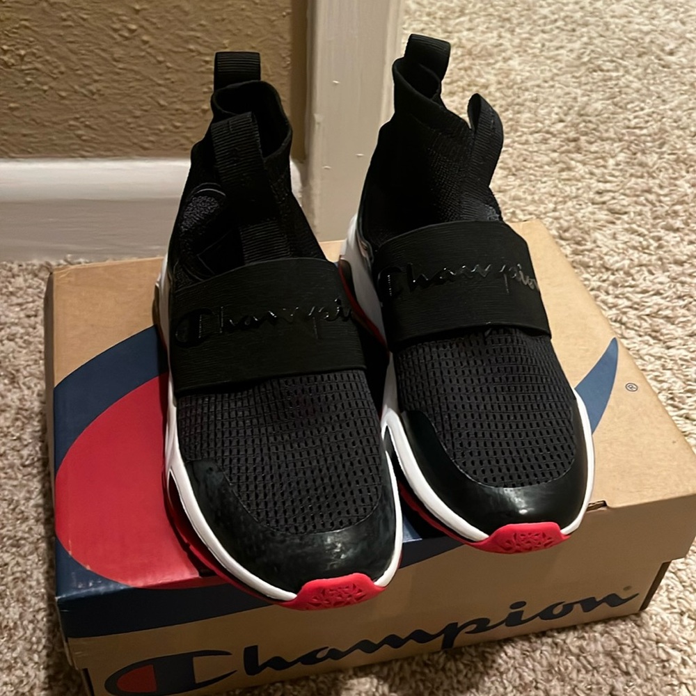 Champion slip on